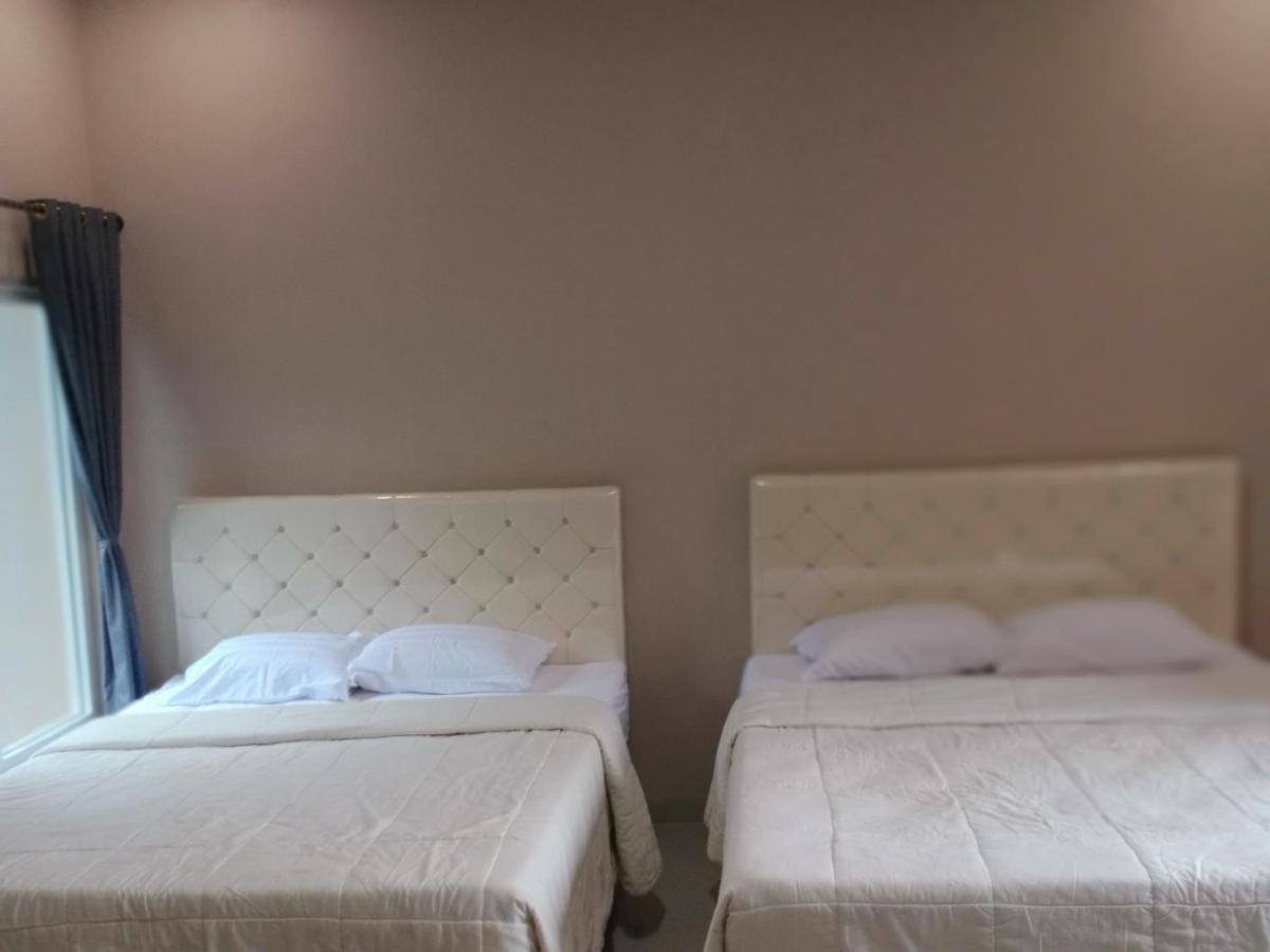 Villa Pringgitan Tawangmangu Buitenkant foto